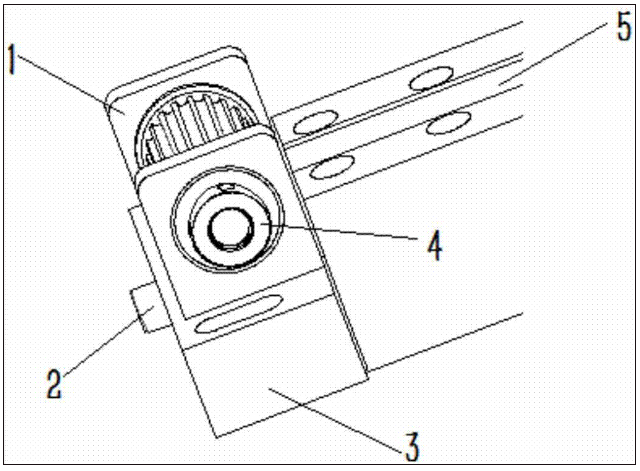 新型从动轮涨紧装置  【申请公布号：CN108796873A；申请权利人：天津宝盈电脑机械有限公司;发明设计人：刘川;】  摘要：  本发明公开了新型从动轮涨紧装置，包括从动轮座、涨紧螺钉、底座、深沟球轴承和轴套、导轨座、从动轮、主动轮、同步带；其特征在于：所述的动轮座、深沟球轴承、轴套以及螺钉组成了新型从动轮涨紧装置；该装置保证了主动轮与从动轮保持在同一水平面，并采用深沟球轴承加轴套并安装在从动轮座上，从而增加的轴承的使用寿命，同时也方便了维修；新型的从动轮涨紧装置很好的解决了这两个问题，同时也使得绣花机在绣做时绣框运动的稳定性能，提高了绣品的质量。   主权项：  1.一种新型从动轮涨紧装置，包括从动轮座、涨紧螺钉、底座、深沟球轴承和轴套、导轨座、从动轮、主动轮、同步带；其特征在于：所述的动轮座、深沟球轴承、轴套以及螺钉组成了新型从动轮涨紧装置；所述的底座通过固定螺栓与导轨座连接，所述的从动轮安装在从动轮座上；所述的深沟球轴承加轴套安装在从动轮座上，增加轴承的使用寿命，同时也方便了维修；调节涨紧时首先将紧定螺钉松开，然后调节涨紧螺钉，待同步带调至满足要求后，拧紧紧定螺钉即可。   要求：  1.一种新型从动轮涨紧装置，包括从动轮座、涨紧螺钉、底座、深沟球轴承和轴套、导轨座、从动轮、主动轮、同步带；其特征在于：所述的动轮座、深沟球轴承、轴套以及螺钉组成了新型从动轮涨紧装置；所述的底座通过固定螺栓与导轨座连接，所述的从动轮安装在从动轮座上；所述的深沟球轴承加轴套安装在从动轮座上，增加轴承的使用寿命，同时也方便了维修；调节涨紧时首先将紧定螺钉松开，然后调节涨紧螺钉，待同步带调至满足要求后，拧紧紧定螺钉即可。  2.根据权利要求1所述的新型从动轮涨紧装置，其特征在于：所述的从动轮座与底座连接，调节涨紧时从动轮座在底座上水平移动来调节轴线间距，保证了同步带涨紧后主动轮与从动轮轴线在同一水平面上。  新型从动轮涨紧装置 技术领域  本发明属于纺织行业中的刺绣机领域，具体涉及新型从动轮涨紧装置。  背景技术  绣花机绣框驱动导轨同步带涨紧一般通过调整从动轮来实现；从动轮的调整一般是通过调整从动轮涨紧座与水平方向的角度来实现从动轮与主动轮中心距的改变从而达到同步带涨紧的目的；这样皮带涨紧后主动轮与从动轮轴线不能保证在同一水平面上，导致运动过程中导轨滑块受力不均、易发生磨损；同时从动轮转动是通过压在从动轮内的两个滚针轴承和涨紧轴来实现的，因皮带涨紧后轮受到的力很大，大大缩短了滚针轴承的使用寿命；新型的从动轮涨紧装置很好的解决了这两个问题，同时也使得绣花机在绣做时绣框运动的稳定性能，提高了绣品的质量。  发明内容  为了克服上述现有技术的不足，本发明一种新型从动轮涨紧装置，该装置保证了主动轮与从动轮保持在同一水平面，并能增加轴承的使用寿命，同时也方便了维修。  本发明所采用的技术方案是：新型从动轮涨紧装置，包括从动轮座、涨紧螺钉、底座、深沟球轴承和轴套、导轨座、从动轮、主动轮、同步带；所述的动轮座、深沟球轴承、轴套以及螺钉组成了新型从动轮涨紧装置；所述的底座通过固定螺栓与导轨座连接，底座与从动滚座设计时保证从动轮与主动轮的轴线在同一水平面上，调节涨紧时从动轮座在底座上水平移动来调节轴线间距，保证了同步带涨紧后主动轮与从动轮轴线在同一水平面上；将原来安装在从动轮内的滚针轴承改为深沟球轴承加轴套并安装在从动轮座上，从而增加的轴承的使用寿命，同时也方便了维修。调节涨紧时首先将紧定螺钉松开，然后调节涨紧螺钉，待同步带调至满足要求后，拧紧紧定螺钉即可。  与现有技术相比，本发明的有益效果是：新型从动轮涨紧装置，保证了主动轮与从动轮保持在同一水平面，并采用深沟球轴承加轴套并安装在从动轮座上，从而增加的轴承的使用寿命，同时也方便了维修；新型的从动轮涨紧装置很好的解决了这两个问题，同时也使得绣花机在绣做时绣框运动的稳定性能，提高了绣品的质量。  附图说明  图1 是新型从动轮涨紧装置局部示意图；  图2 是新型从动轮涨紧装置示意图。  1.从动轮座 2.涨紧螺钉 3.底座 4.深沟球轴承套 5.导轨座 6.同步带 7.从动轮 8.主动轮。  具体实施方式  下面结合附图对本发明进一步说明：新型从动轮涨紧装置，包括从动轮座1、涨紧螺钉2、底座3、深沟球轴承和轴套4、导轨座5、主动轮6、从动轮7、同步带8；所述的从动轮座1、深沟球轴承和轴套4组成了新型从动轮涨紧装置；所述的底座3通过固定螺栓与导轨座5连接，底座3与从动滚座1设计时保证从动轮7与主动轮6的轴线在同一水平面上，调节涨紧时从动轮座1在底座3上水平移动来调节轴线间距，保证了同步带6涨紧后主动轮6与从动轮7轴线在同一水平面上；将原来安装在从动轮7内的滚针轴承改为深沟球轴承加轴套4并安装在从动轮座1上，从而增加的轴承的使用寿命，同时也方便了维修；调节涨紧时首先将紧定螺钉松开，然后调节涨紧螺钉，待同步带调至满足要求后，拧紧紧定螺钉即可。  综上所述，本发明的内容并不局限在上述的实施例中，相同领域内的有识之士可以在本发明的技术指导思想之内可以轻易提出其他的实施例，但这种实施都包括在本发明的范围。